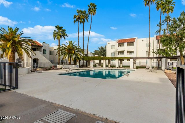 4730 W NORTHERN Avenue 1104, Glendale, AZ 85301