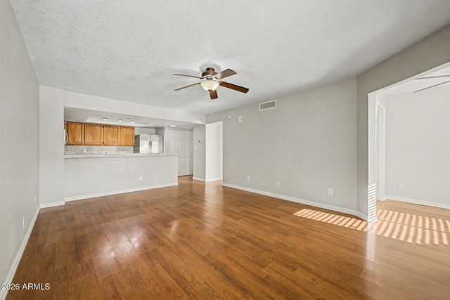 4730 W NORTHERN Avenue 1104, Glendale, AZ 85301