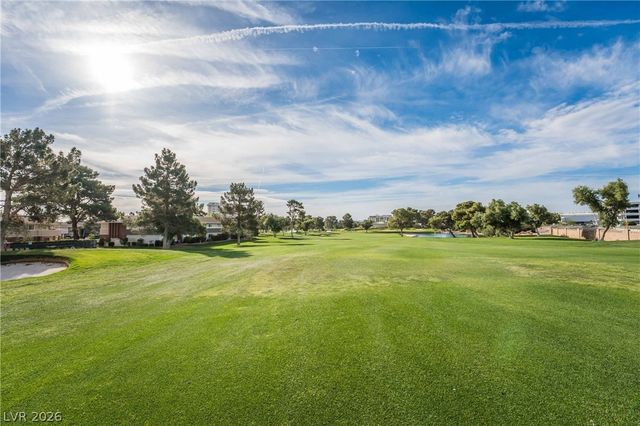 2831 GEARY Place 2911, Las Vegas, NV 89109