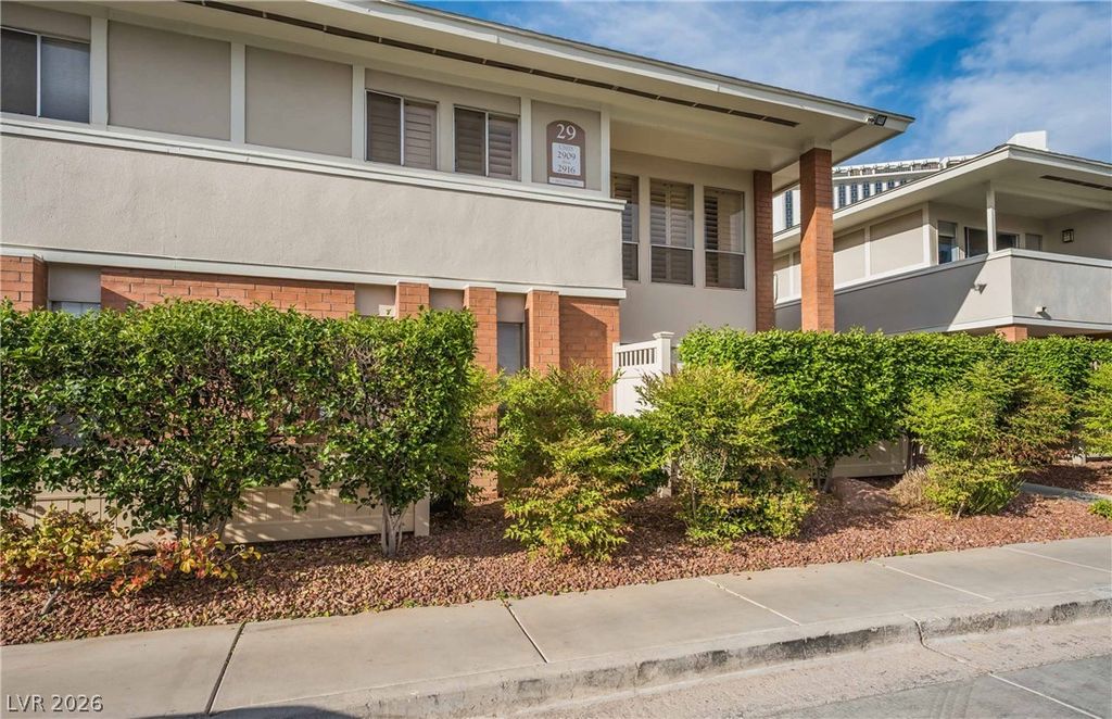 2831 GEARY Place 2911, Las Vegas, NV 89109 — photo 2