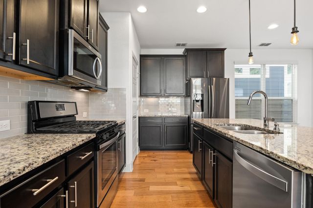 7201 Mowbray ST, Austin, TX 78741