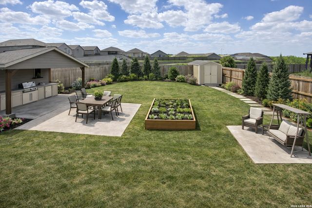 917 Riviera, Seguin, TX 78155