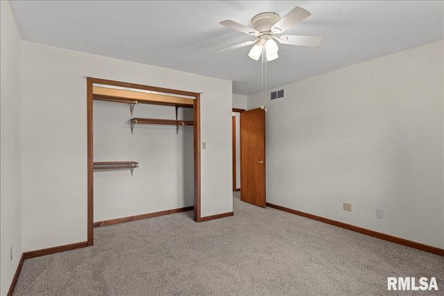2525 LINDBERGH Boulevard, Springfield, IL 62704