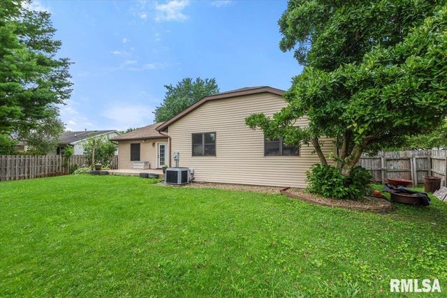 2525 LINDBERGH Boulevard, Springfield, IL 62704