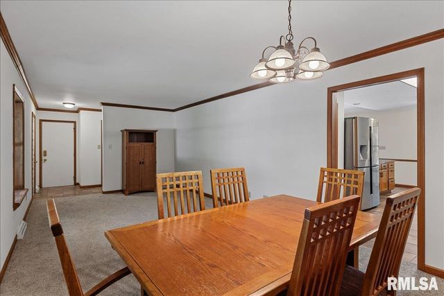 2525 LINDBERGH Boulevard, Springfield, IL 62704