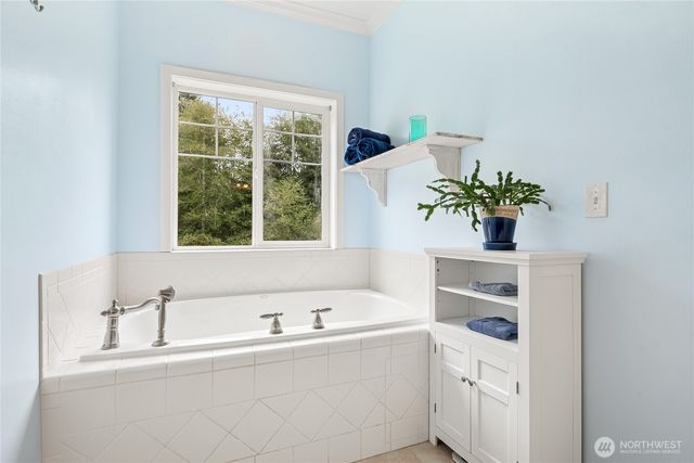 659 Walker Road, Hoquiam, WA 98550