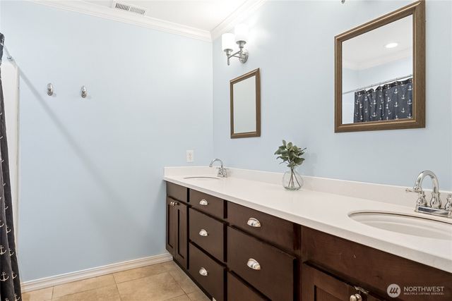 659 Walker Road, Hoquiam, WA 98550