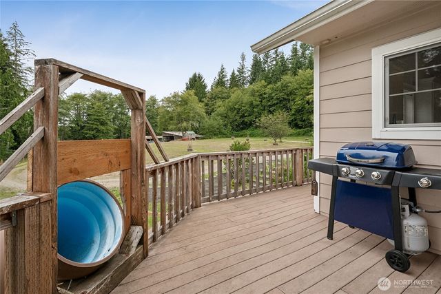 659 Walker Road, Hoquiam, WA 98550