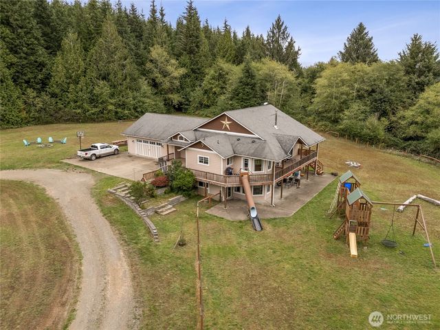 659 Walker Road, Hoquiam, WA 98550