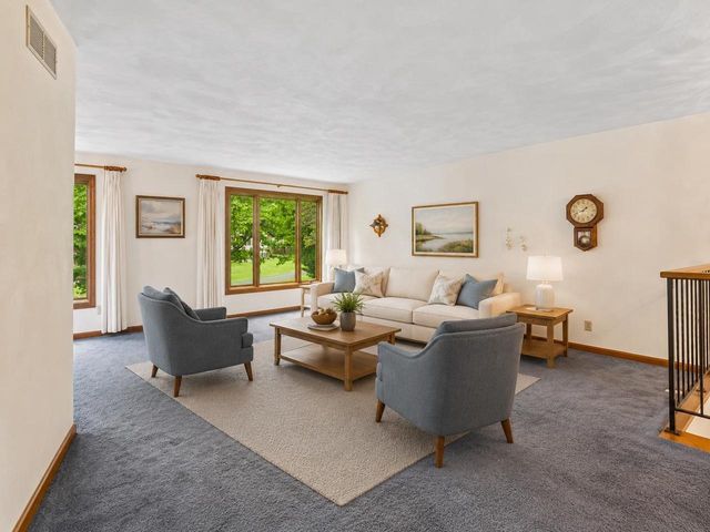 6680 Token Way, Deforest, WI 53532