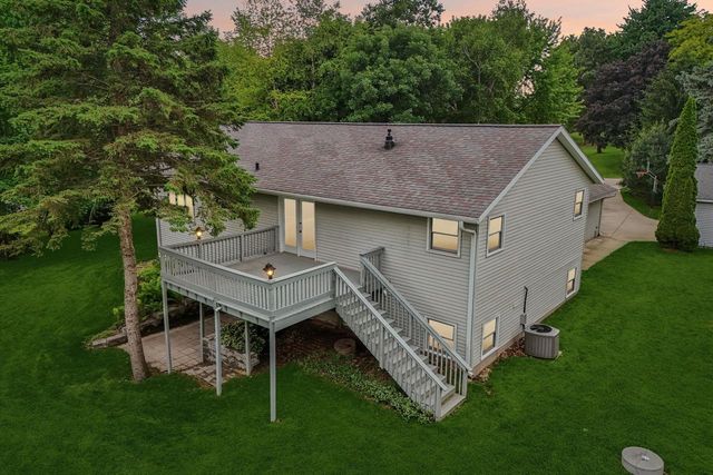 6680 Token Way, Deforest, WI 53532