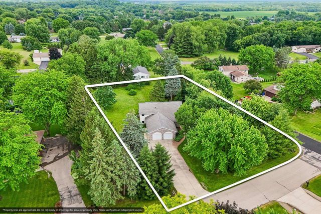6680 Token Way, Deforest, WI 53532
