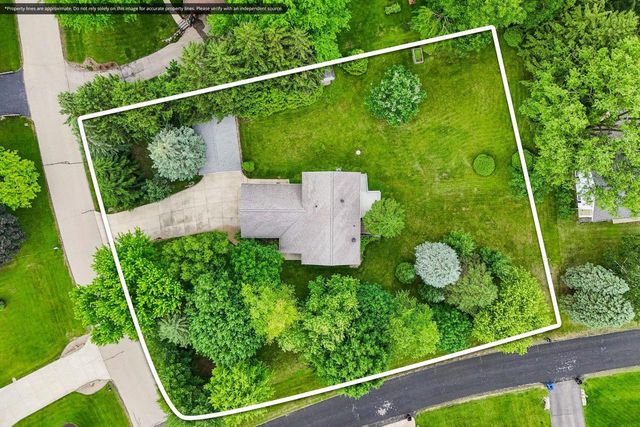 6680 Token Way, Deforest, WI 53532