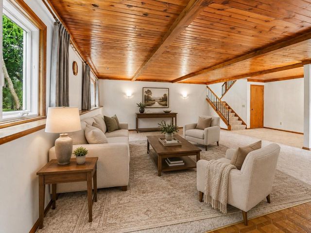 6680 Token Way, Deforest, WI 53532