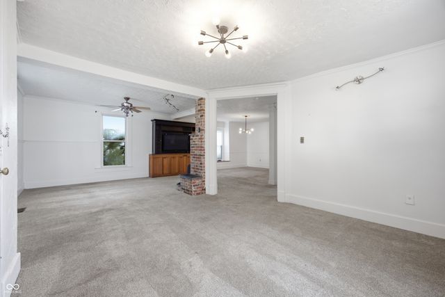 206 S Broadway Street, Pendleton, IN 46064