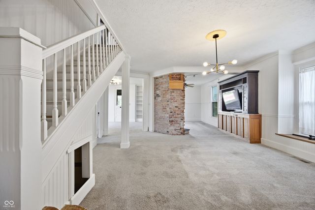 206 S Broadway Street, Pendleton, IN 46064