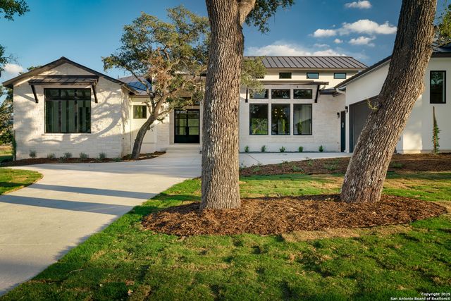 24403 Tres Arroyos, San Antonio, TX 78255