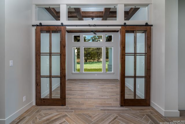 24403 Tres Arroyos, San Antonio, TX 78255