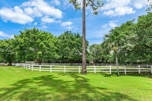 2749 A Road, Loxahatchee, FL 33470