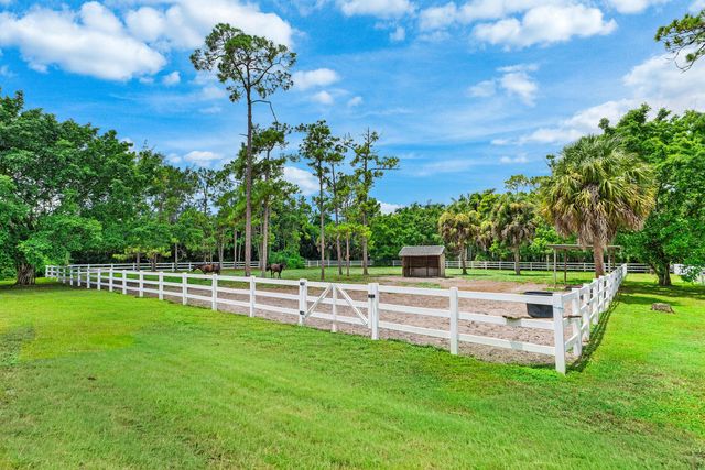 2749 A Road, Loxahatchee, FL 33470