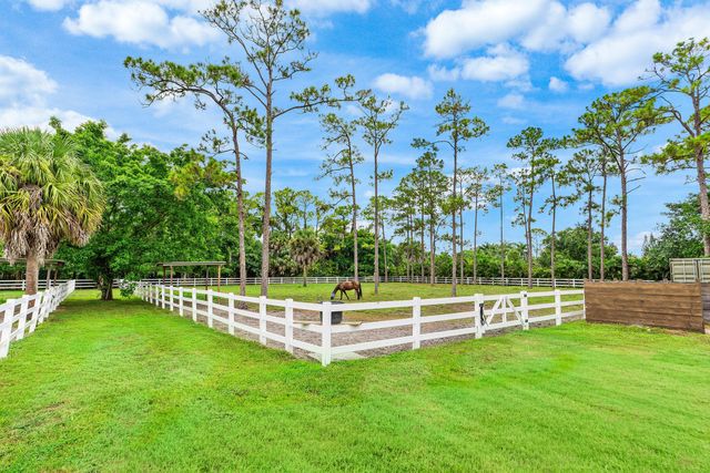 2749 A Road, Loxahatchee, FL 33470