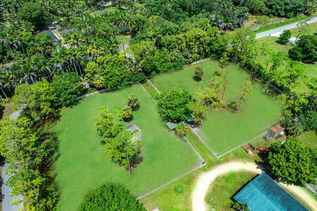 2749 A Road, Loxahatchee, FL 33470