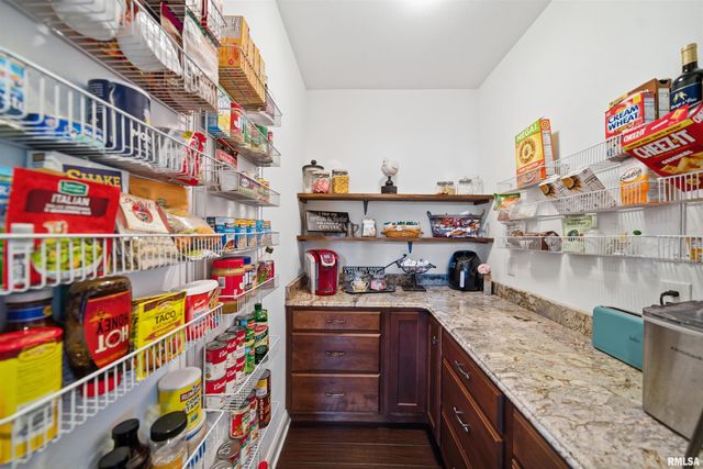 406 COTTINGHAM Lane, Germantown Hills, IL 61548