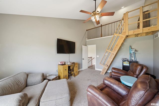 406 COTTINGHAM Lane, Germantown Hills, IL 61548