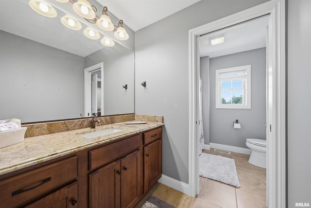 406 COTTINGHAM Lane, Germantown Hills, IL 61548