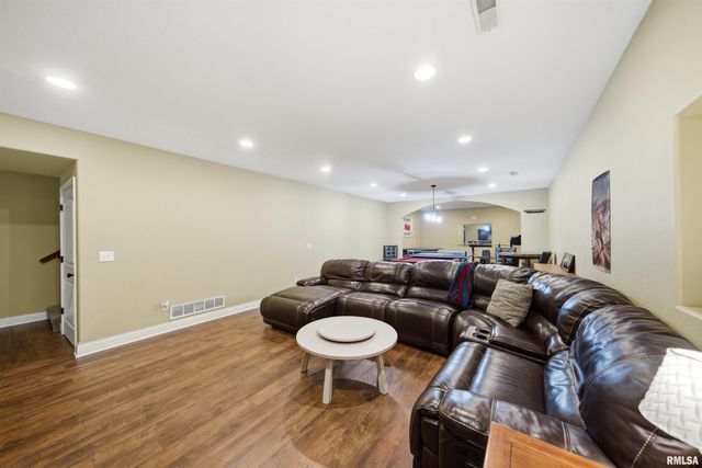 406 COTTINGHAM Lane, Germantown Hills, IL 61548