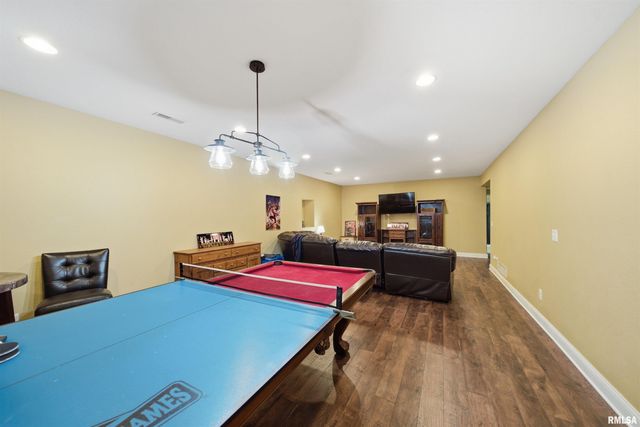 406 COTTINGHAM Lane, Germantown Hills, IL 61548