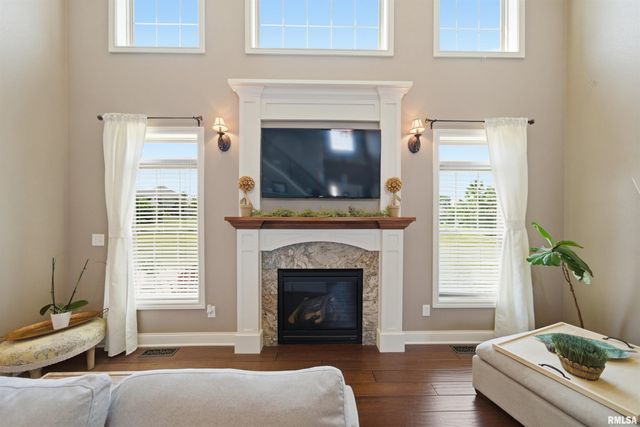 406 COTTINGHAM Lane, Germantown Hills, IL 61548
