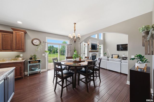 406 COTTINGHAM Lane, Germantown Hills, IL 61548