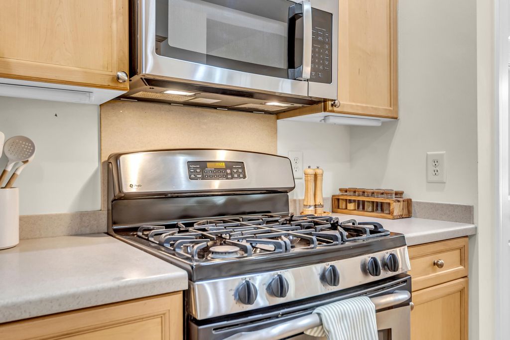 Image 13 of property listing at 2786 August Road, Johns Island, SC 29455