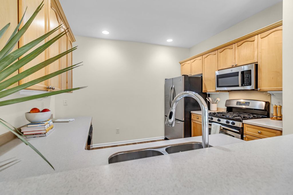 Image 15 of property listing at 2786 August Road, Johns Island, SC 29455