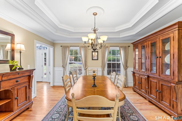 24 Andrew Place, Southbury, CT 06488