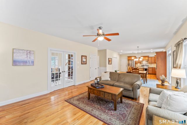 24 Andrew Place, Southbury, CT 06488