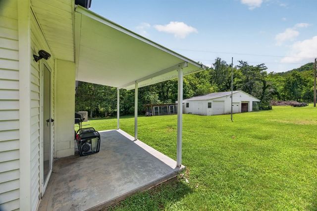 221 England Hollow Rd, Gainesboro, TN 38562