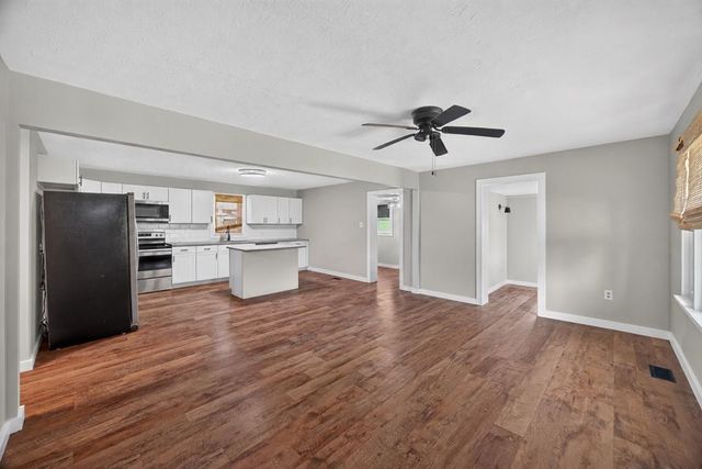 221 England Hollow Rd, Gainesboro, TN 38562