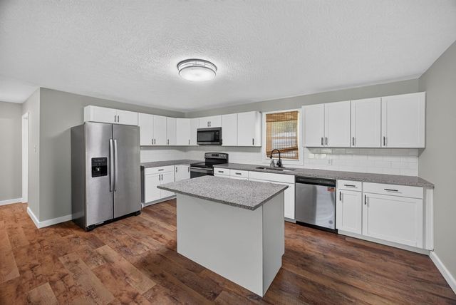 221 England Hollow Rd, Gainesboro, TN 38562