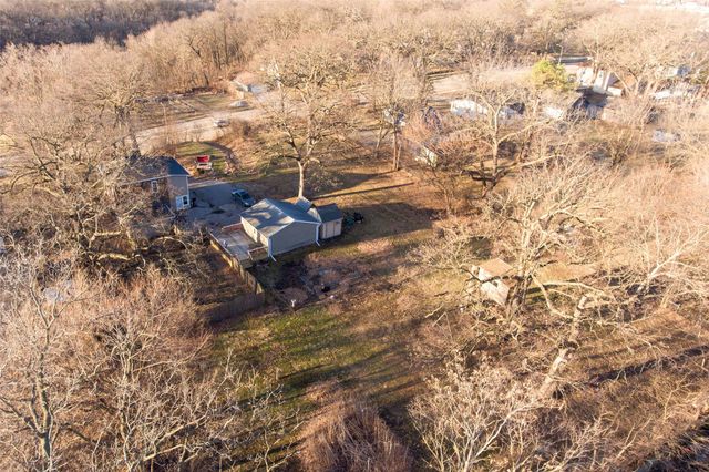 2707 Hickman Road, Des Moines, IA 50310