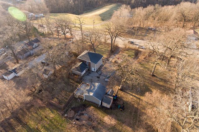 2707 Hickman Road, Des Moines, IA 50310