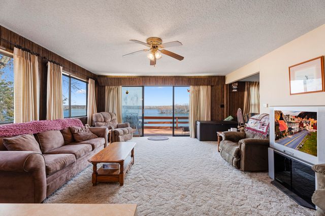 66506 E 258 Road, Grove, OK 74344