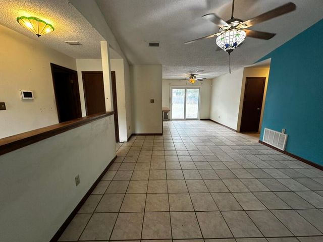 310 Springwood Circle, Crestview, FL 32536