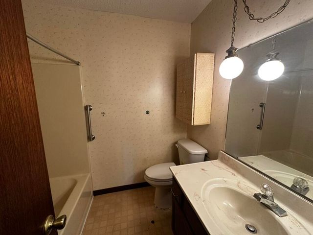 310 Springwood Circle, Crestview, FL 32536