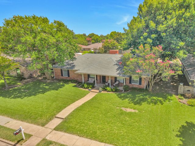 2500 Stonemoss Drive, Plano, TX 75075