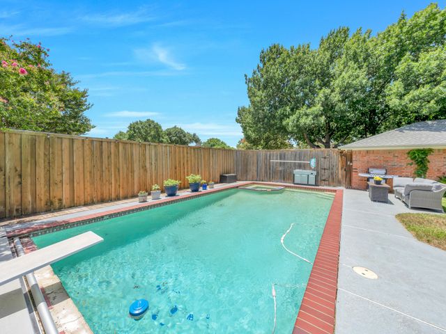 2500 Stonemoss Drive, Plano, TX 75075