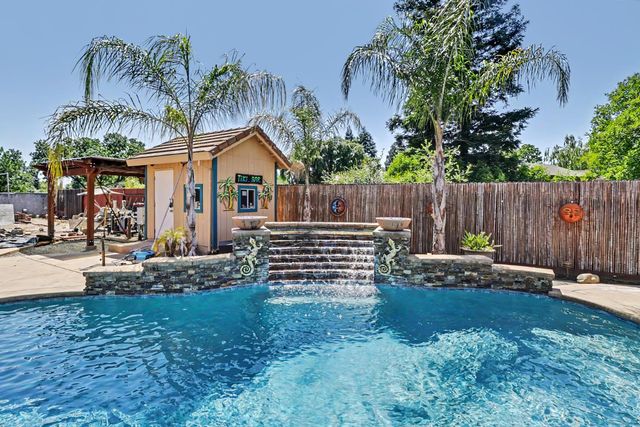 9370 Carrolton Pl, Elk Grove, CA 95624