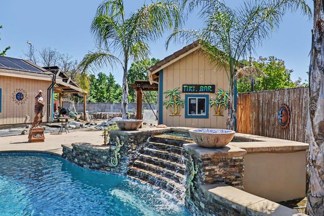 9370 Carrolton Pl, Elk Grove, CA 95624