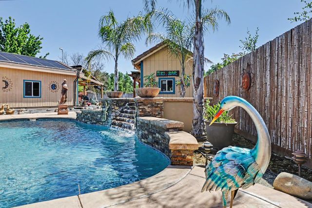 9370 Carrolton Pl, Elk Grove, CA 95624